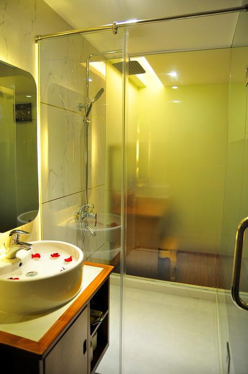 Art Deluxe Hotel Nha Trang Oda fotoğraf